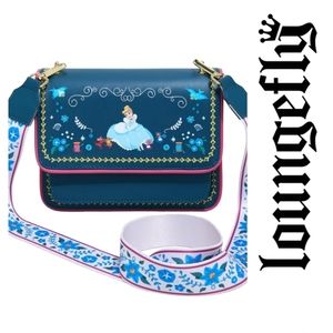 Loungefly Disney Cinderella Storybook Crossbody Bag Purse NWT Blue Thick Strap